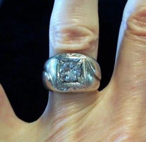 Vintage Men`s Cast Silver CZ Cubic Zirconia Ring - Size 6 - Picture 1 of 12