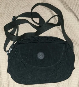 Bolso Bandolera Pequeño Kipling K15313 Stelma Poliamida Negro Tonal Nuevo sin Etiquetas - Imagen 1 de 9
