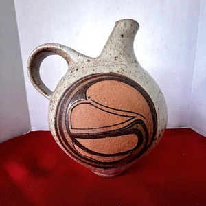 Art Studio Pottery 10"H gesprenkelter Steinzeug KRUG Sgraffito Dekoration Unikat - Bild 1 von 12