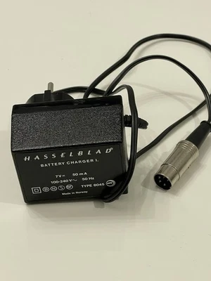 Hasselblad Battery Charger for 500 EL ELM ELX Models - Image 1 of 4