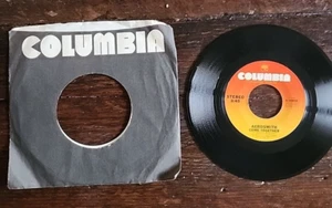 Columbia Aerosmith Come Together 45 RPM Record Vintage 80's - Imagen 1 de 7