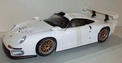 UT Models 1/18 Scale - 180 966600 Porsche 911 GT1 1996 White - Image 1 of 3