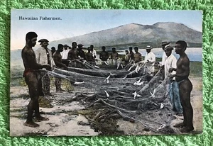 Principios del siglo XX pescadores hawaianos nativos alrededor de redes de pesca coloreadas postal - Imagen 1 de 3
