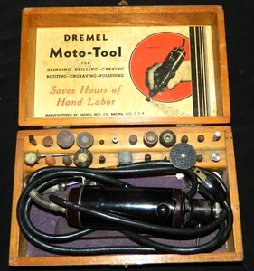 VINTAGE DREMEL MOTO-TOOL, WOOD CASE, OVER 25 BITS, EX WORK COND - Picture 1 of 9