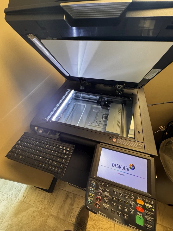 Kyocera TASKalfa 3050ci Color Copier Printer Scanner Fax + Finisher + Toner  - Image 1 of 3