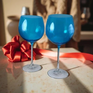 2 Crate & Barrel Gem Wine Glasses – Aqua Balloon Style – 21 oz – Pair Made in Sl - Picture 1 of 11