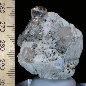 Sagenite Quartz with Riebeckite needle inclusions natural specimen 180ct - Picture 1 of 7
