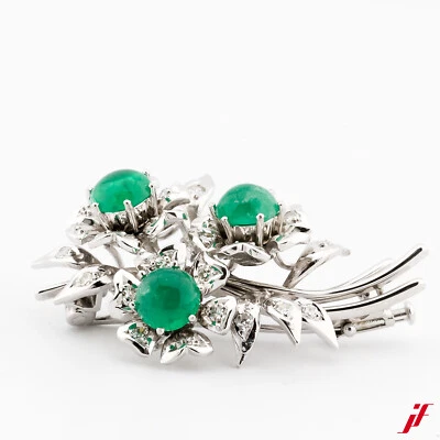 Floral Brooch 18K White Gold 3 Emeralds 3,0 CT 28 Diamonds 0,75 Top - Image 1 of 2