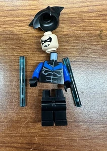 LEGO Nightwing Minifigure - 7785 DC Batman I - Arkham Asylum - Picture 1 of 10