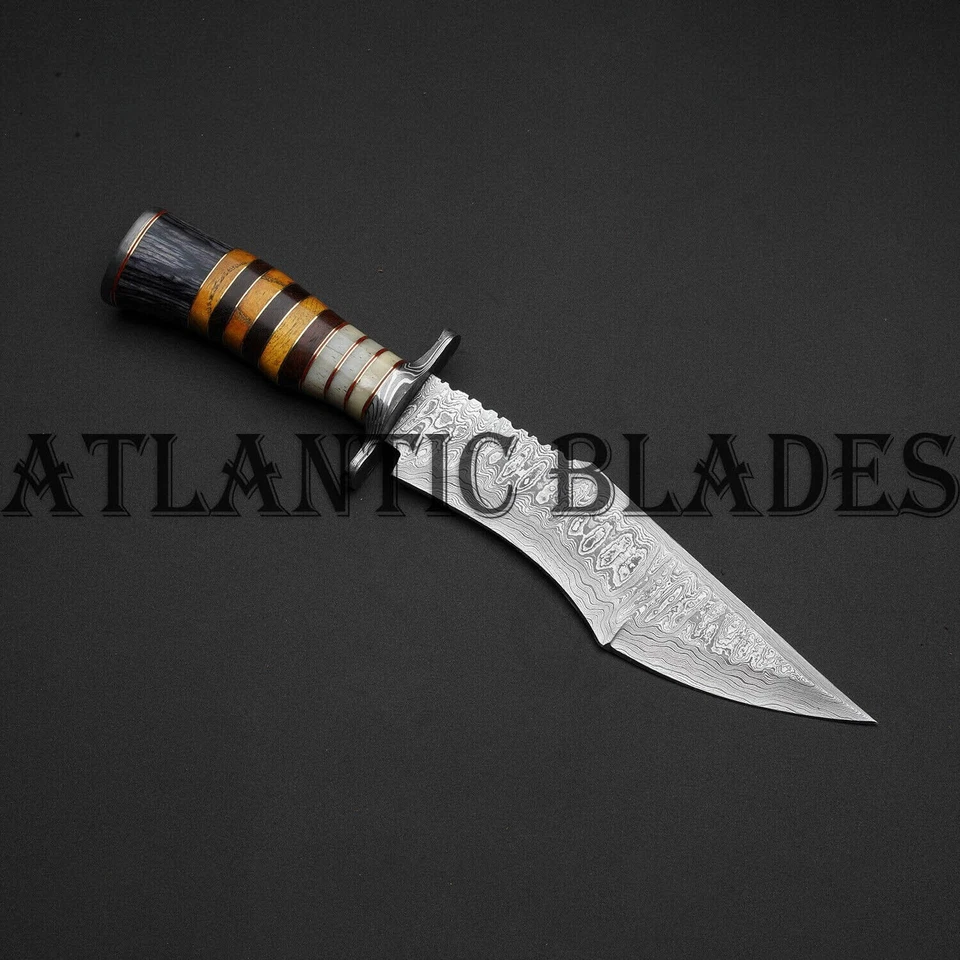CUCHILLO DE CAZA DE ACERO DAMASCO HECHO A MANO PERSONALIZADO/MANGO DE CLIP DE MADERA Y DAMASCO Foto 1 de 2