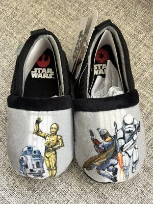 NEW Star Wars Darth Vader Kids Plush Indoor House Shoes Slippers Youth Sz  9-10 - Image 1 of 4