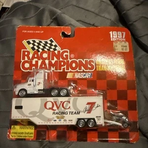 QVC Racing #7  1/87 SCALE TRANSPORTER & CAR  RACING CHAMPIONS 1997 PREVIEW  (F) - Picture 1 of 3