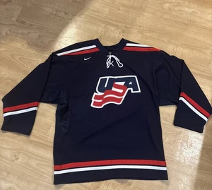 Vintage Nike Team USA Olympia Hockey Trikot, leer, Gr. L - Bild 1 von 6