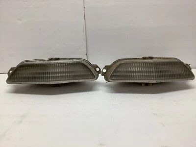 1970 oldsmobile toronado REAR QUARTER MARKER SET - Image 1 of 2