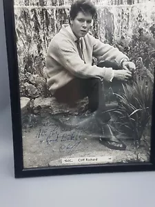 Cliff Richard Signed 1960's Photograph With Dedication - Foto 1 di 5