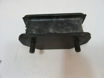 Dodge Plymouth 1967-72 NORS BW 6 V8 2.8 3.2 3.7 5.6 6.3 montaje de motor OEM 2806844 Foto 1 de 3