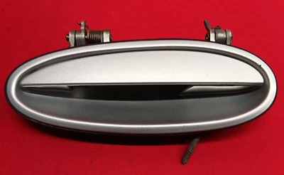 Manija de puerta del conductor trasero izquierdo Chevy Buick Pontiac Olds 1997-2008 10439378 Foto 1 de 4
