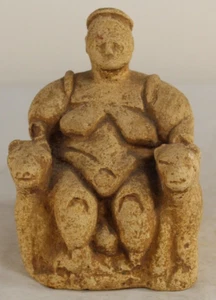 Escultura de piedra tallada asiática china mujer sentada con perros pequeña talla de piedra - Imagen 1 de 18