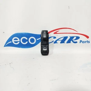 Pulsantiera anteriore dx Kia Sportage 2018 codice: 93575-F1050 ecoAC5409 - Foto 1 di 5
