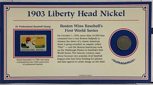 1903 LIBERTY HEAD NICKEL & STAMP PANEL BOSTON VINCE LA PRIMA SERIE MONDIALE DI BASEBALL - Foto 1 di 5