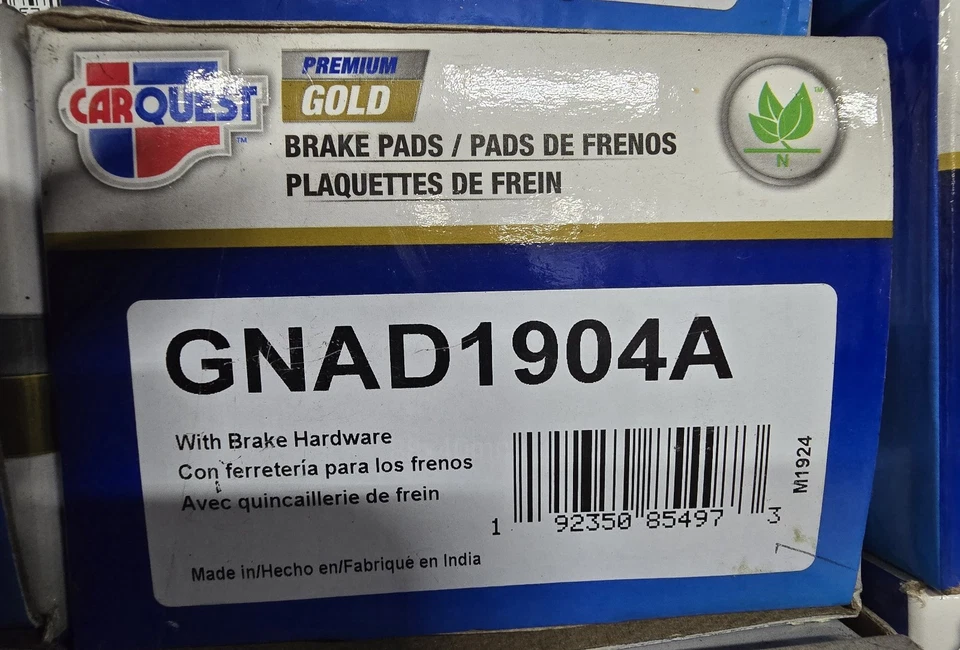 Pastillas de freno delanteras de cerámica premium Carquest GNAD1904A: Dodge/Jeep 13-21 Foto 1 de 1