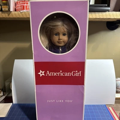 American Girl Just Like You GT22  Blonde Hair Blue Eyes In Original Box. - Image 1 of 3