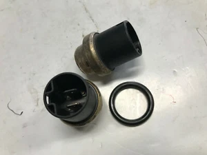 251919501 52301 82039 700044 WS2578 BULBO SENSORE TEMPERATURA VW GOLF GTI AUDI - Bild 1 von 1