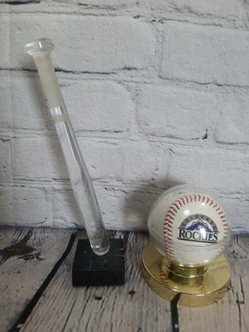 Colorado Rockies Commemorative Baseball & Glass Bat Display National MLB Cover