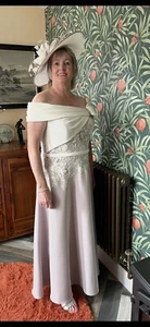Mother Of The Bride Or Groom Beautiful Elegant Veni Infantino Dress And Hat - Picture 1 of 2