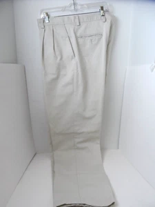 Pantalones informales Dockers Recode para hombre caqui holgados plisados - talla 36 x 32 - Imagen 1 de 8