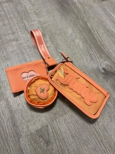 NWT JUICY COUTURE GELATO ON THE BEACH 3PL POUCH WRISTLET SET PEACH FUZZ NEW - Picture 1 of 2