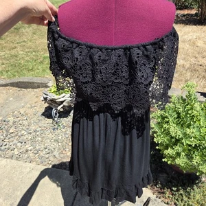 Southern Fried Chics Black Off The Shoulder Dress With Lace. Size L - Picture 1 of 10