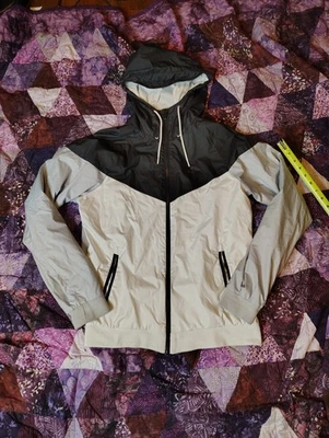 Nike Windrunner Jacket Mens Small Gray White Lightweight Running Windbreaker - Image 1 of 4