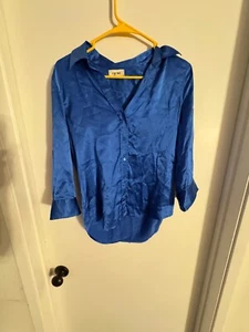 Women "L'Agence" shiny roayl blue,long sleeve button up,silk blouse. Size XS - Picture 1 of 2
