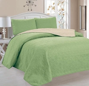 3 Piece Reversible Embroiderer Quilted Set 1 Quilt 2 Shams (Queen) (Sage / Ivory - Picture 1 of 1