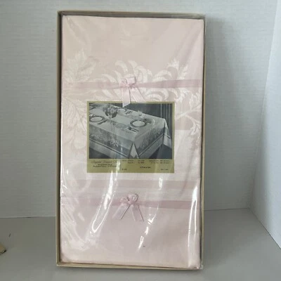 Damask Jacquard Dinner Tablecloth 8-Napkins Set Pink Linen Blend Fabric Unused - Image 1 of 4
