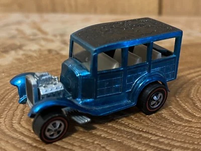 Hot Wheels Redline Classic 31 Ford Woody damaged (005) - Image 1 of 4