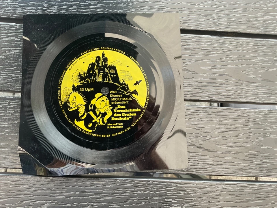 Walt Disneys Micky Maus präsentiert:Das Vermächtnis des Grafen Dackula Flexi - Bild 1 von 1