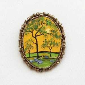 Vintage Hand Painted Landscape Trees Dusk Scene Bamboo Oval Brooch - Picture 1 of 2