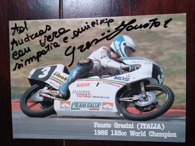Autogrammkarte von Motorradweltmeister Fausto Gresini Italien handsigniert - Bild 1 von 2