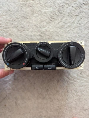 1999 2000 2001 2002 03 04 05 VOLKSWAGEN PASSAT GOLF AC Control OEM 1J0 820 045 F - Image 1 of 4