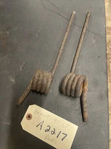 YAMAHA ENTICER LT/ BRAVO LT UNDER CARRIAGE REAR SUSPENSION SPRING SET OF 2 - Foto 1 di 4