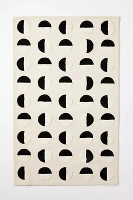 Half Moon Black & White Hand Tufted Area Rug  Woolen Carpet for Living Room, Bed - Image 1 of 4