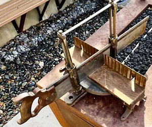 Stanley No. 246 Cast Iron Mitre Box, With A 26” Diston Made For Stanley Back Saw - Picture 1 of 18