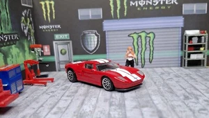 Matchbox 2005 Ford GT. C9 - Picture 1 of 5