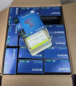 300 Vintage Sony 10MFD-2HD 3.5" Floppy Disk Lot - Used - Afbeelding 1 van 3