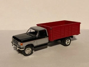 custom 1/64 scale 1991 brick nose Ford F-250 dually truck w/ grain bed - Picture 1 of 5