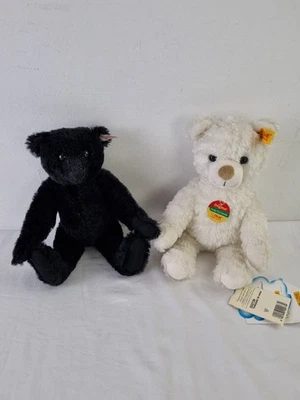 Steift 2pcs Bears 022739 White Bear + 661396 Limited Edition Black Jack Bear F2 - Image 1 of 4