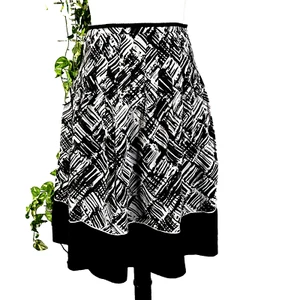 Talbots Skirt 6 Petite Black White Silk Pleated Knee Modest Career Wedding Slim - Picture 1 of 10