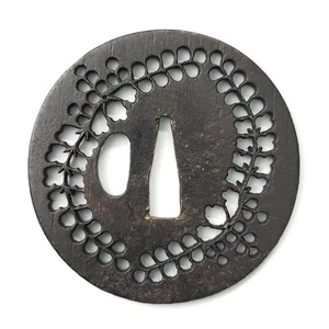 Wisteria and Paulownia crests Tsuba - Picture 1 of 4